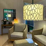 Сasa de vacaciones Architect-designed House In