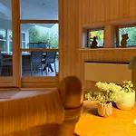 Semesterbostad Architect-designed House In Dronningmølle