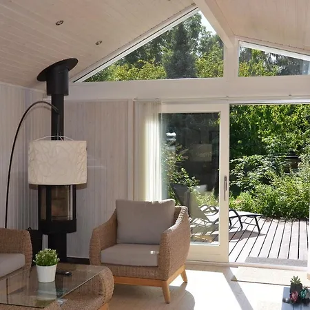 Architect-designed House In Hébergement de vacances Dronningmølle