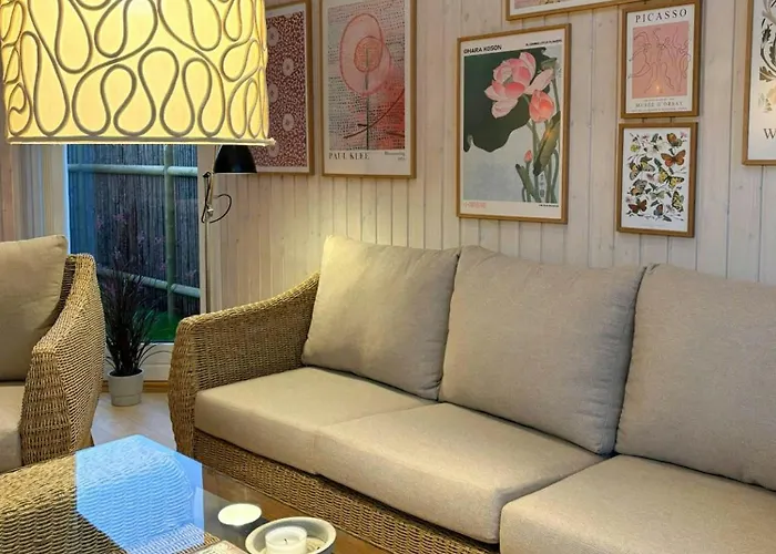 別荘 Architect-designed House In